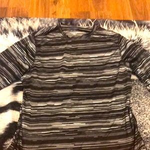 Extra large 100% polyester do not use fabric softener tumble dry low